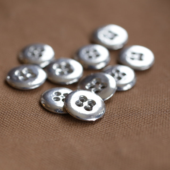 Button-4-hole_B-1150_IMG_8820