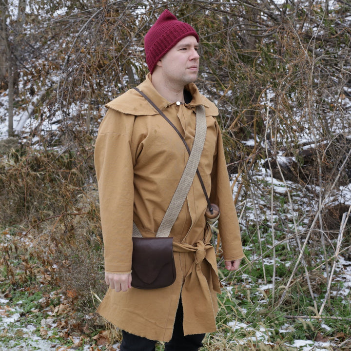 CF-101_Costume-hunting-frock_nutmeb_web_IMG_8316